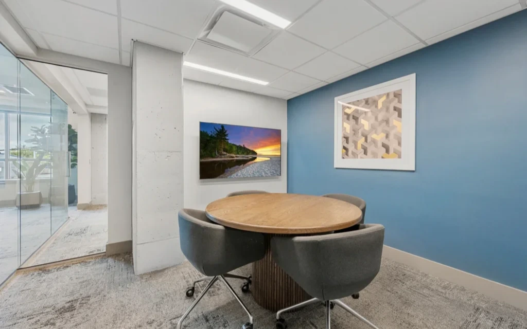 Group Study Rooms with Video Monitors
