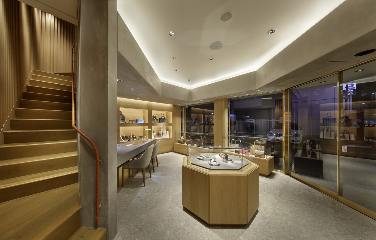 Images 質たからや 立川北口店