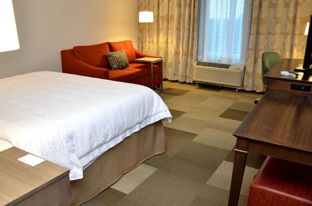 Images Hampton Inn & Suites Deland