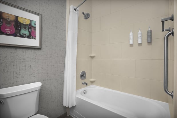 Images Hampton Inn & Suites Austin @ The University/Capitol