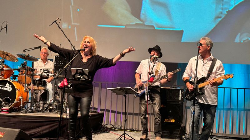 Fire In The House, Jägerstraße 1 in Vordorf