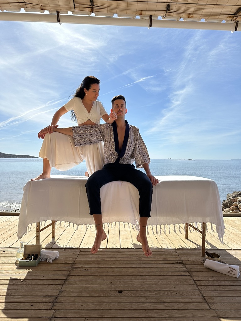 Images EXHALA IBIZA MASSAGE Luxury Wellness Services