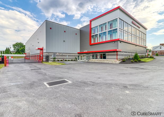 Images CubeSmart Self Storage