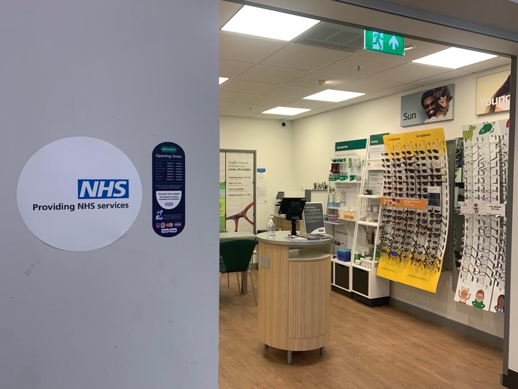 Images Specsavers Opticians and Audiologists - Epsom Kiln Lane Sainsbury's