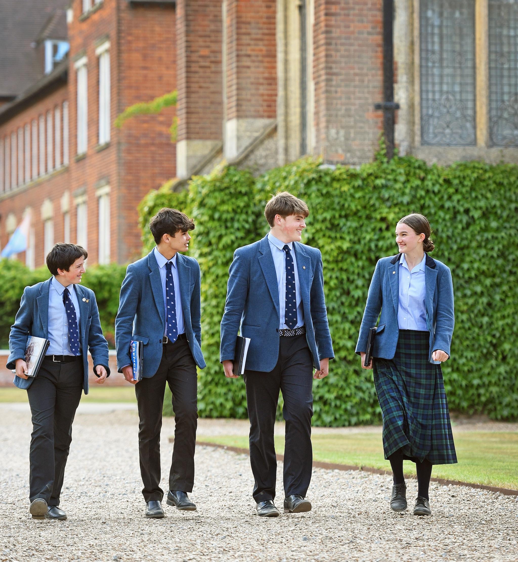 Stanford & Ackel - Internatsberatung, Summer School Beratung für Schulen in England und Schottland in München - Logo
