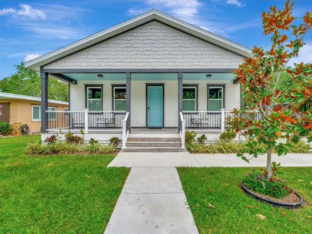 Images Christopher Johnson Realtor