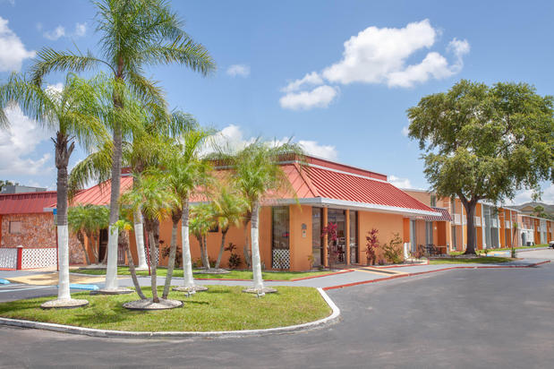 Images Stayable Suites Kissimmee East