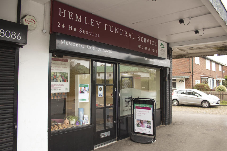Images Hemley Funeral Directors