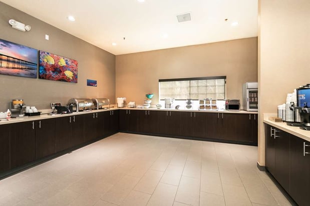 Images Best Western Inn & Suites San Diego – Zoo/SeaWorld Area