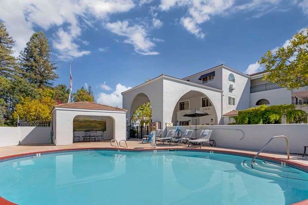 Images Best Western Dry Creek Inn