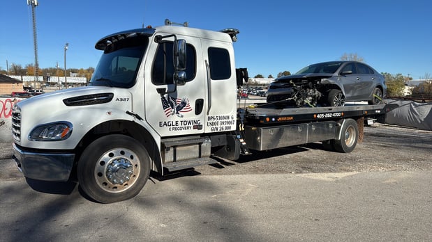 Images Eagle Towing & Recovery