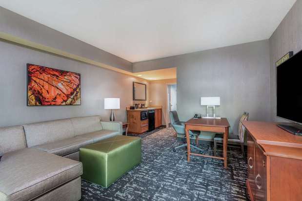 Images Embassy Suites by Hilton St. Louis St. Charles