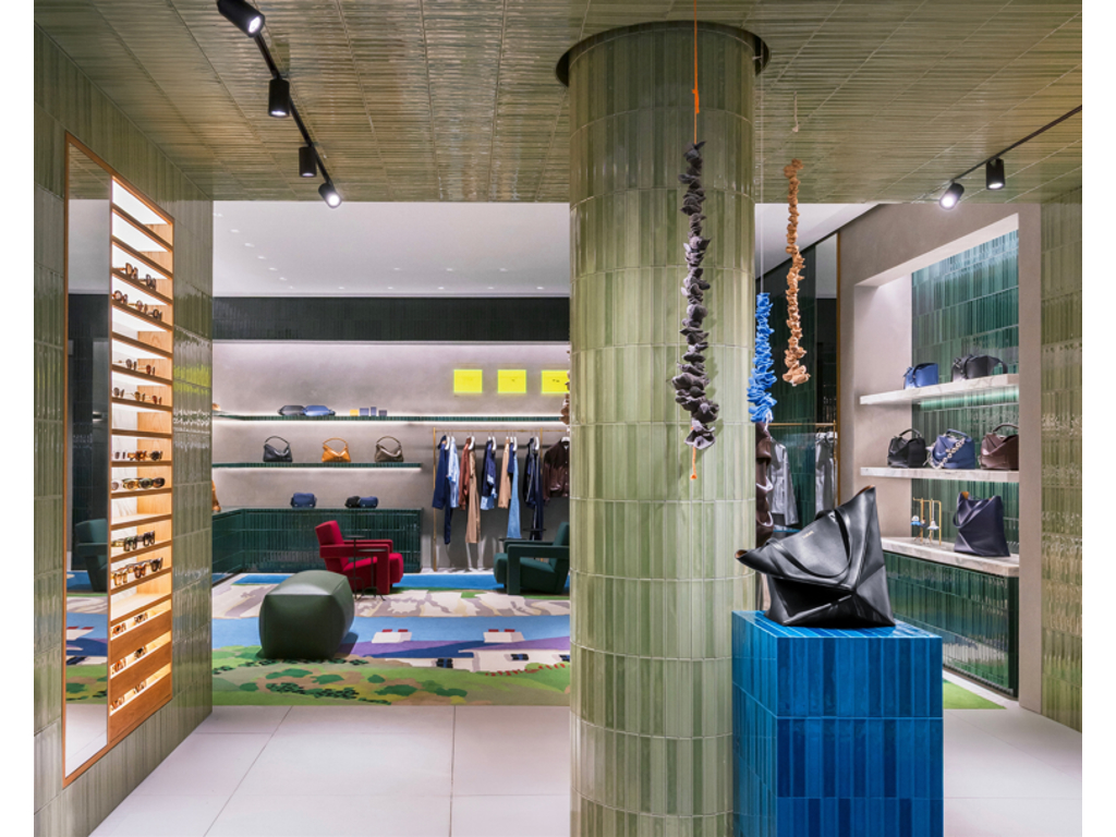 LOEWE Short Hills Mall