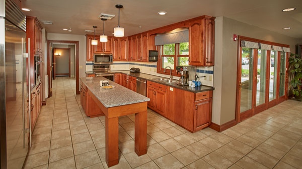 photo of the kitchen at the Aspirus Hospice House