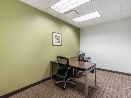 Image 2 | Regus - Illinois, Downers Grove - Executive Towers West