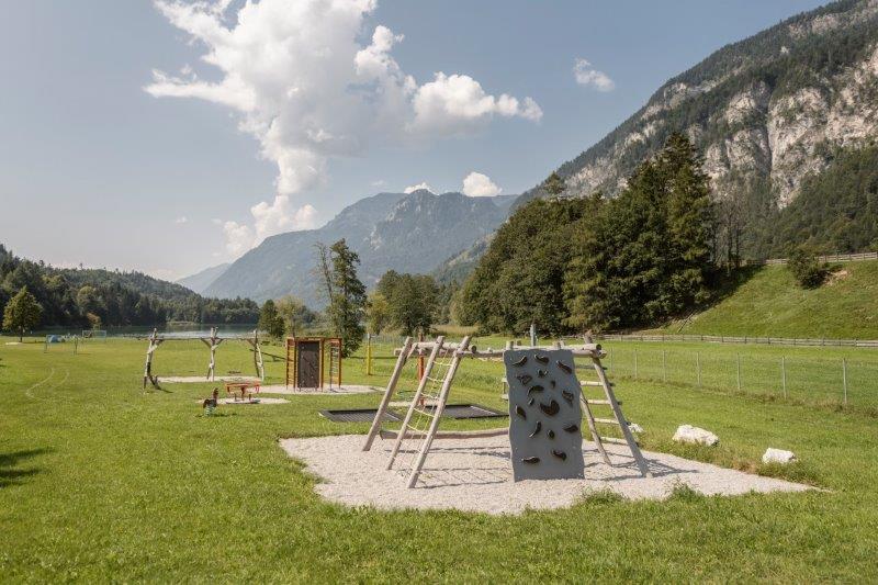 Bild 12 von Camping & Appartements Seehof am Reintalersee