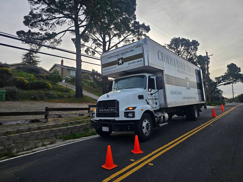 Images Commander Moving Inc.