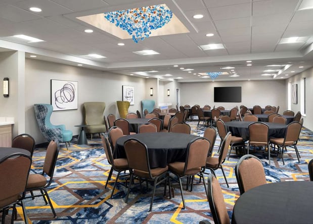 Images Hampton Inn & Suites Dallas-DFW ARPT W-SH 183 Hurst