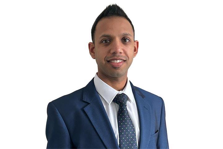 Sohan Mistry, Optometrist Director in our Mansfield store