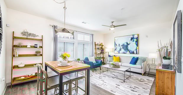 Images MAA 220 Riverside