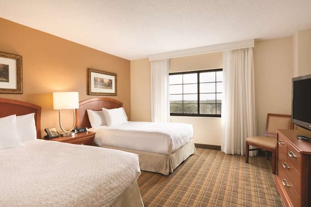 Images Embassy Suites by Hilton Greenville Golf Resort & Conference Center