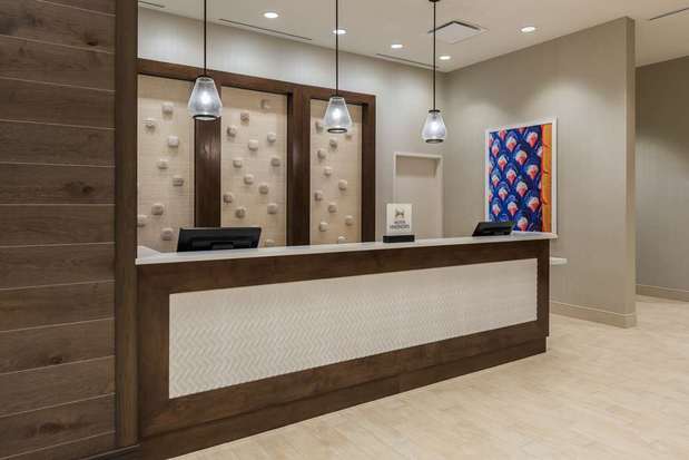 Images Homewood Suites by Hilton Miami Dolphin Mall