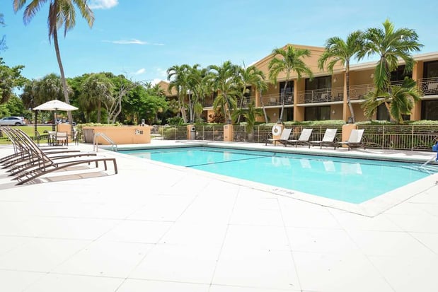 Images Hampton Inn Key Largo, FL