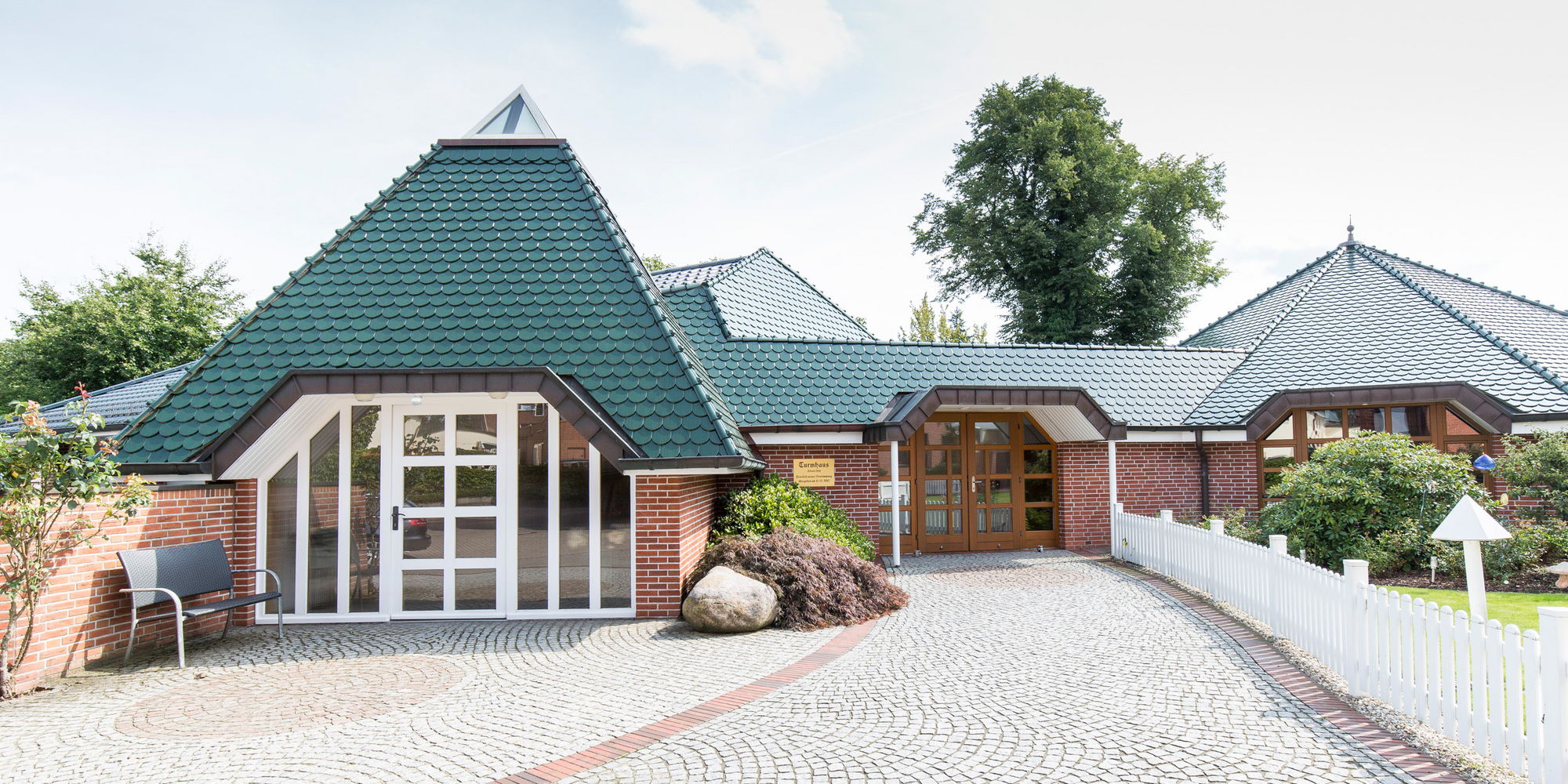 Bild 1 August Holdorf OHG - Bestattungsinstitut in Kaltenkirchen