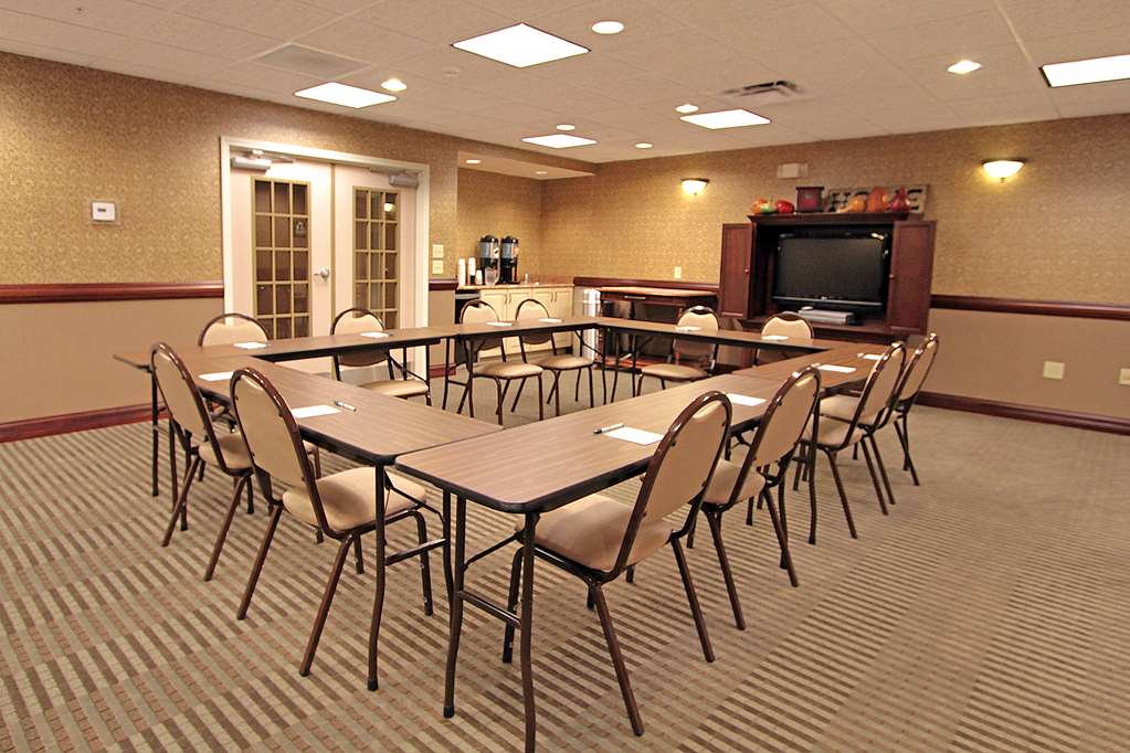 Meeting Room Homewood Suites by Hilton Bloomington Bloomington (812)323-0500