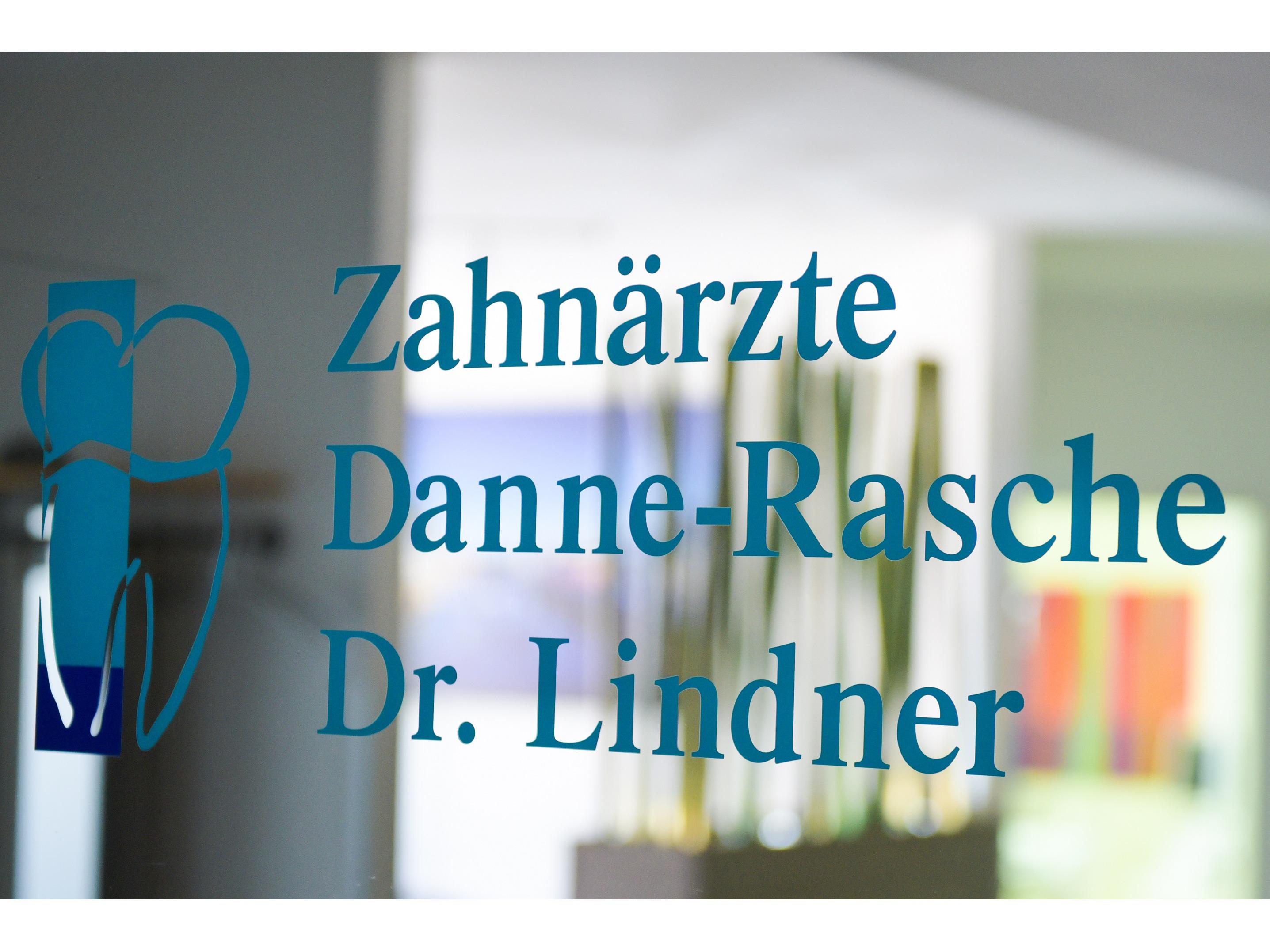 Bilder Zahnarzt Köln-Ehrenfeld | Zahnarztpraxis Danne-Rasche & Dr. Lindner