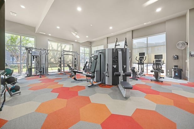 Images The Landing at Centreport Apartments