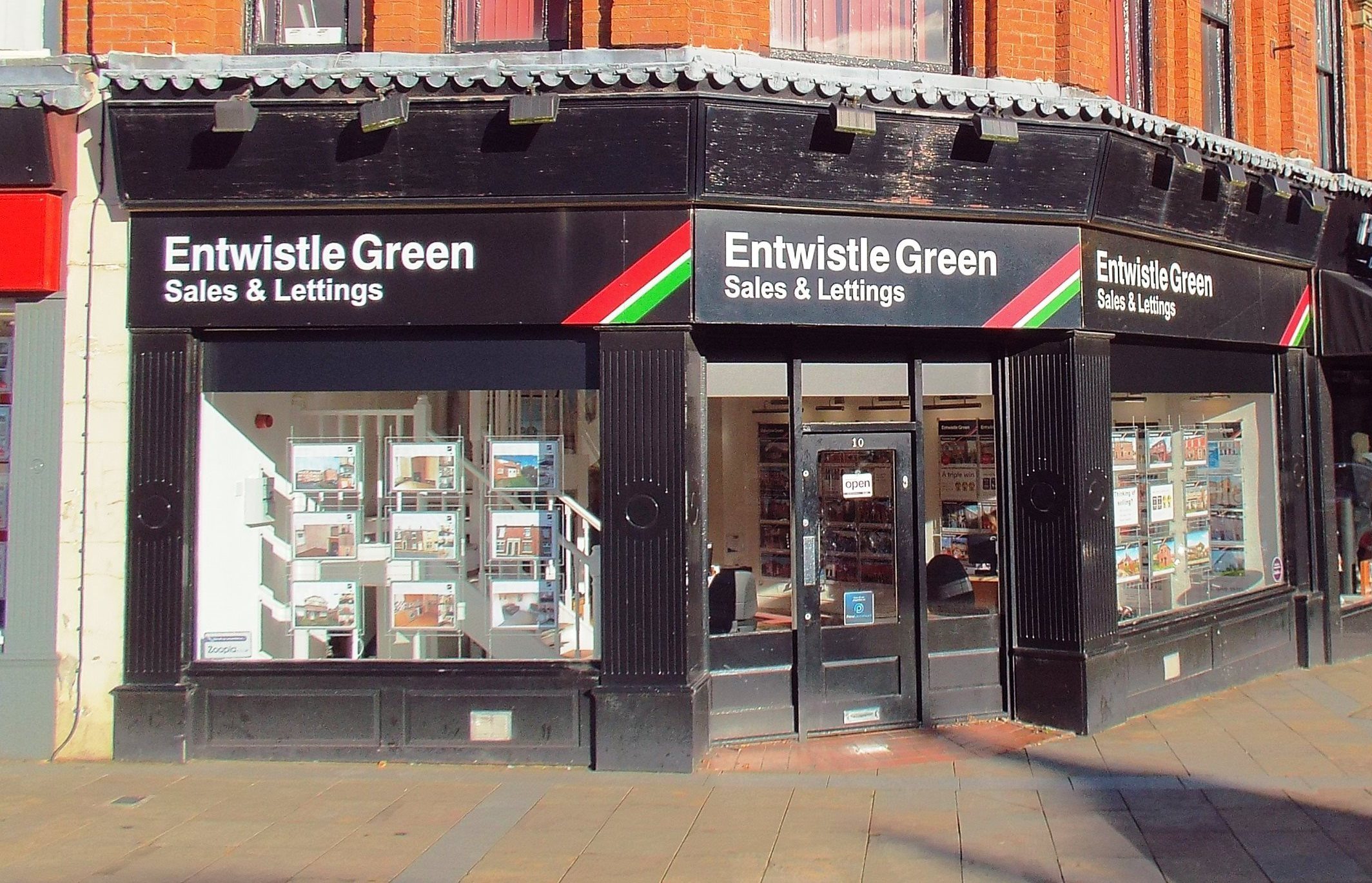 Images Entwistle Green Sales and Letting Agents Blackburn