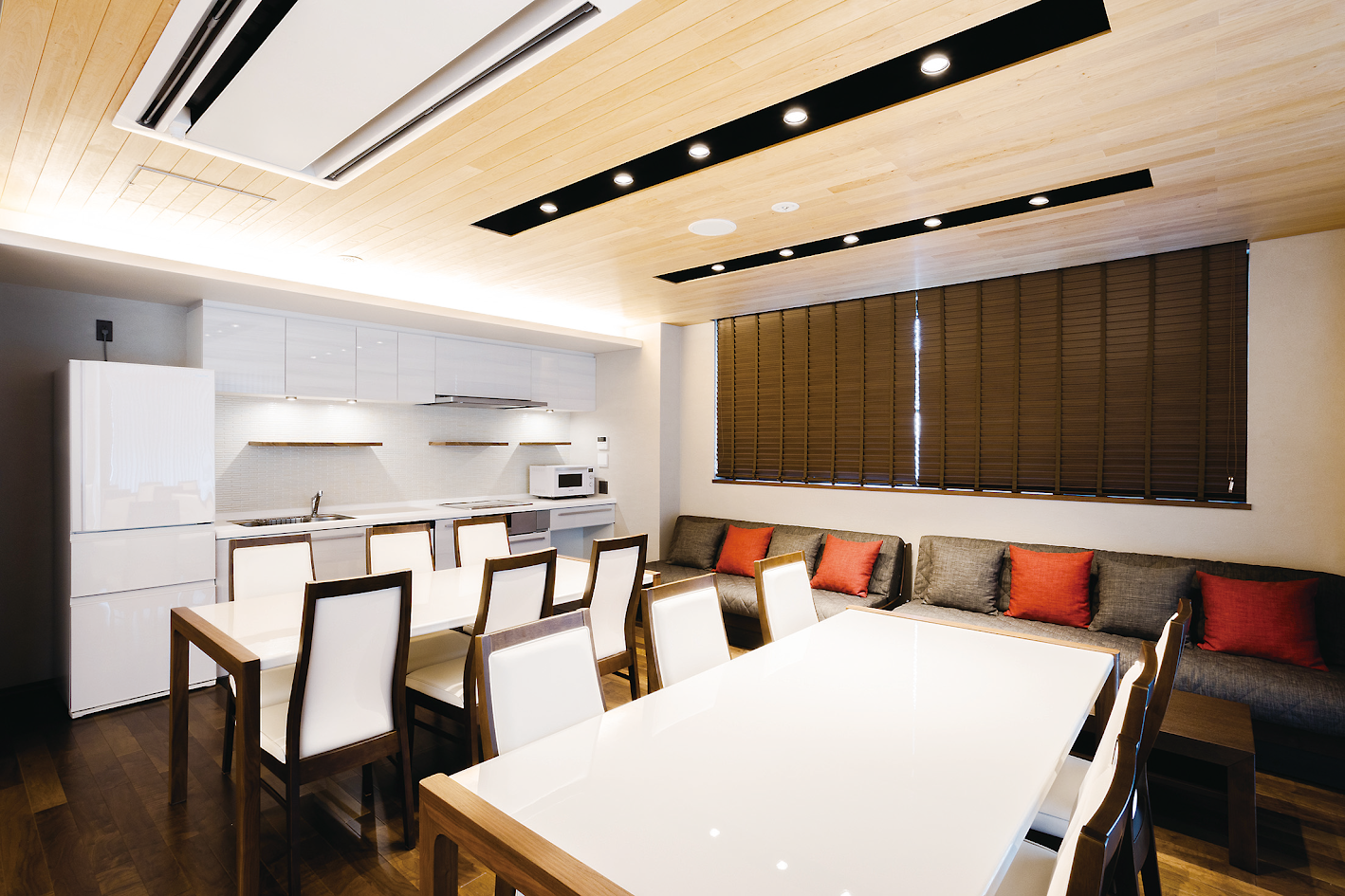 Images 家族想ホールリアン来住