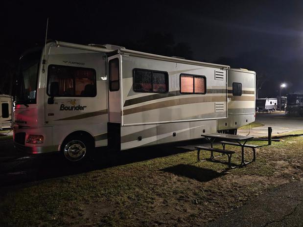 Images Reliable R.V Repair