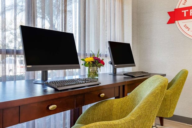 Images Hampton Inn Carlsbad-North San Diego County