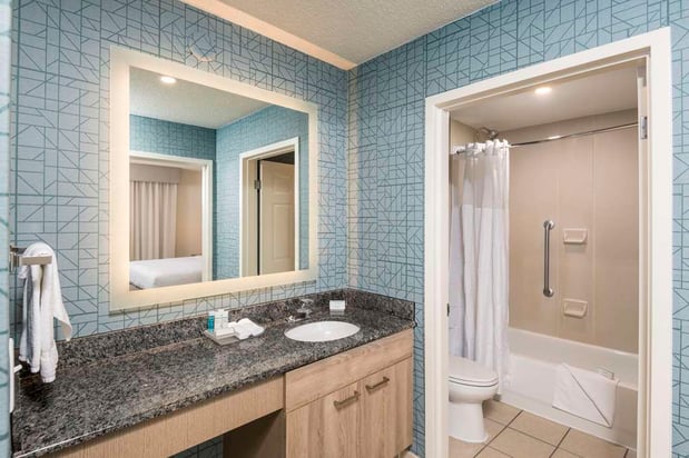 Images Homewood Suites by Hilton Miami-Airport/Blue Lagoon