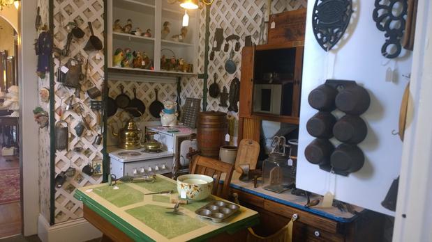 Images Magnolia House Antique Village