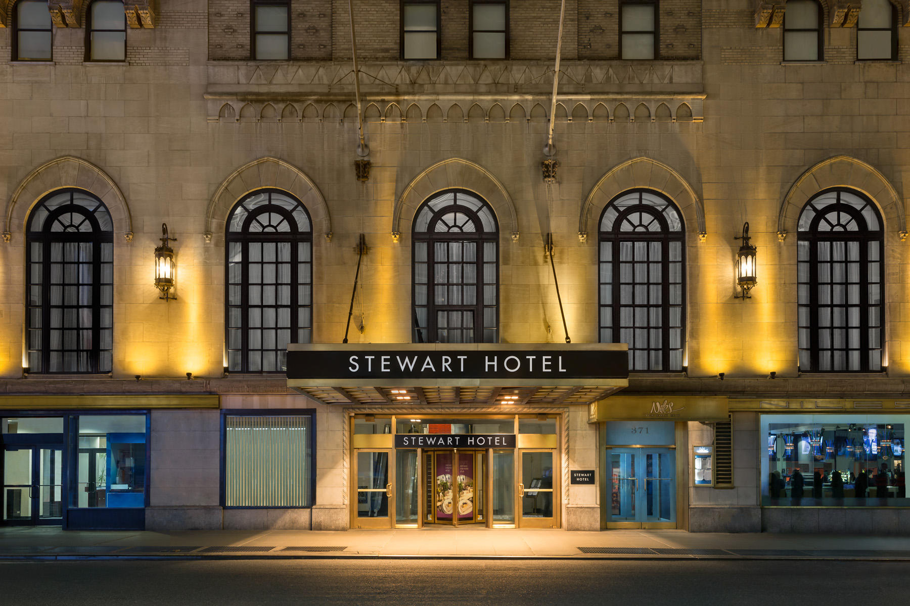 Stewart Hotel Photo