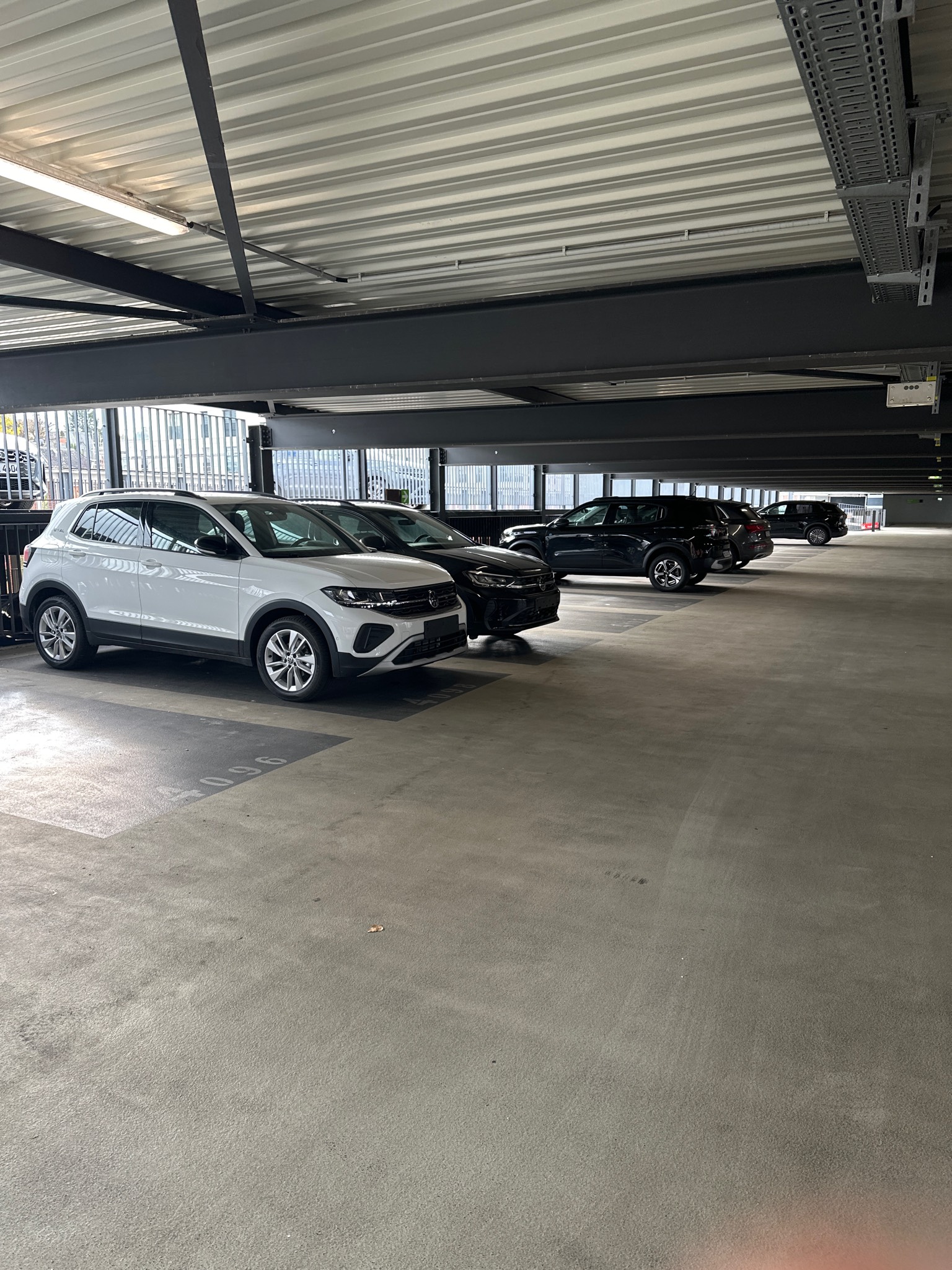SIXT Autovermietung Wiesbaden Zentrum/Hauptbahnhof, Bahnhofsplatz 3, Lilien-Carre in Wiesbaden