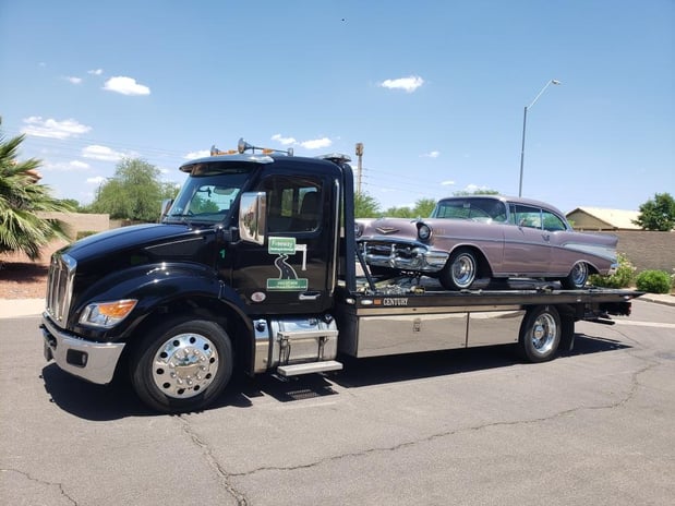 Images Freeway Towing & Storage