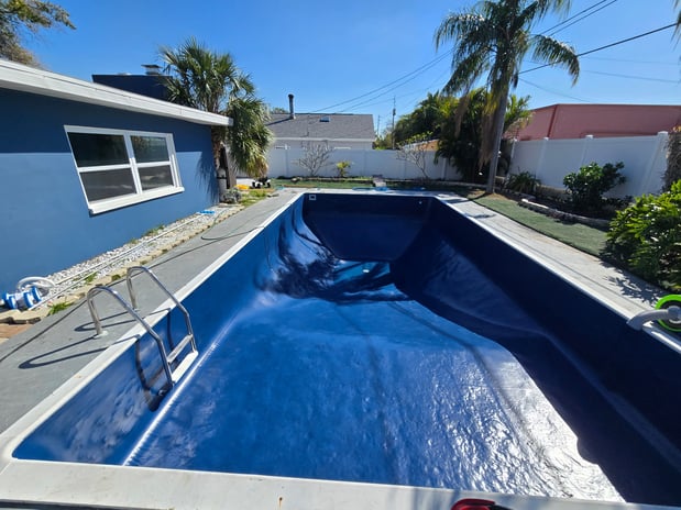 Images Paradise Palm Pools Inc