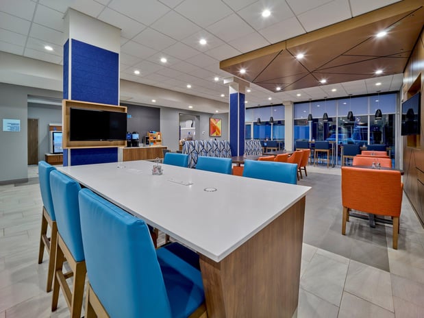 Images Holiday Inn Express & Suites Huntsville – Space Center by IHG