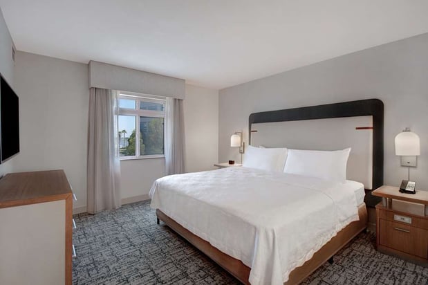 Images Homewood Suites by Hilton San Francisco Airport-North