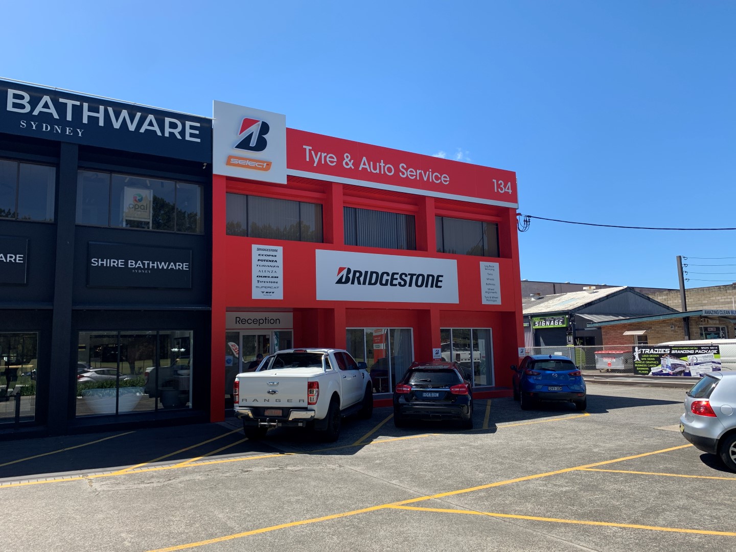Images Bridgestone Select Tyre & Auto Taren Point