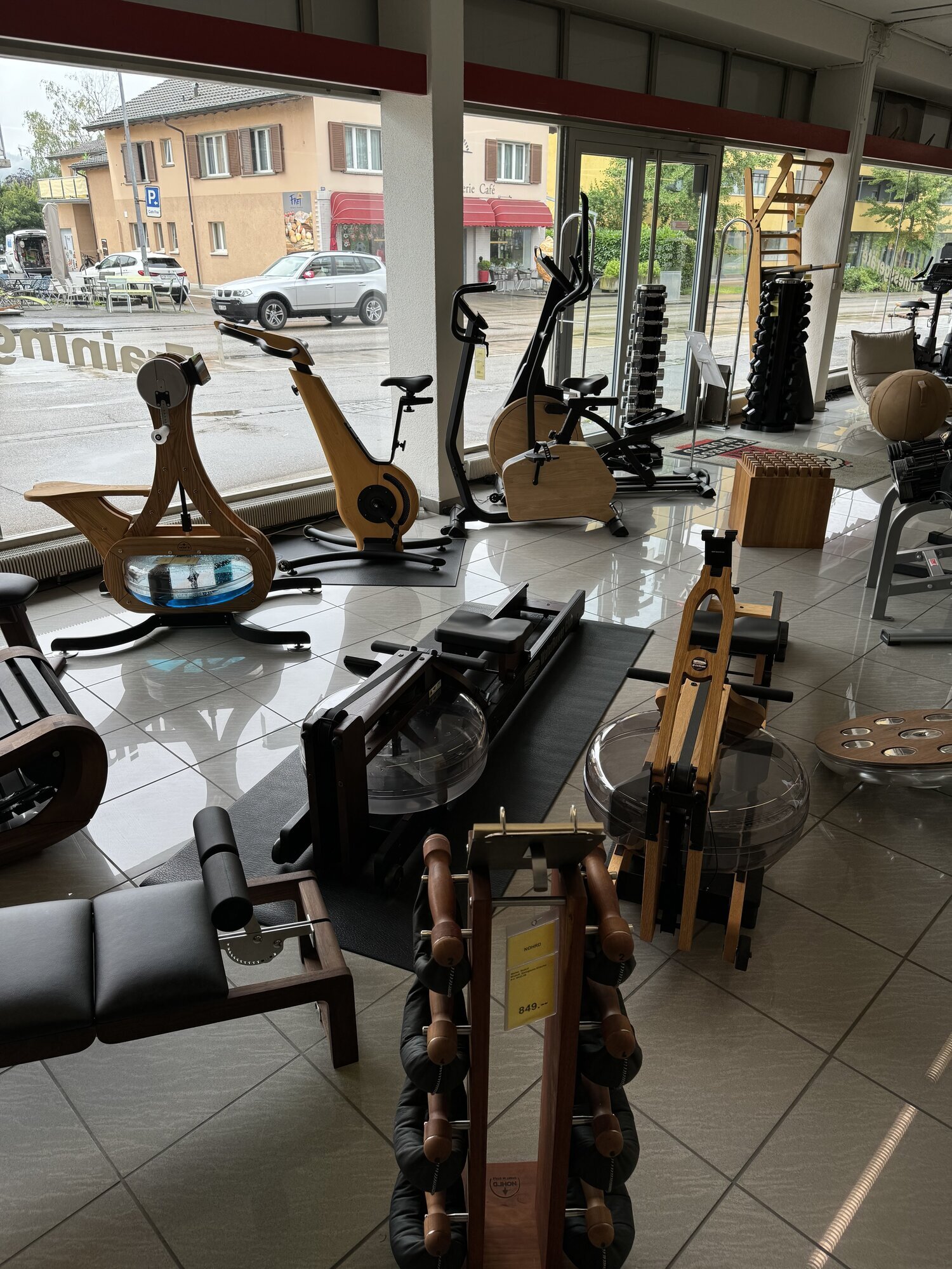 Bilder Shark Fitness AG - Shark Fitness Shop Wettingen