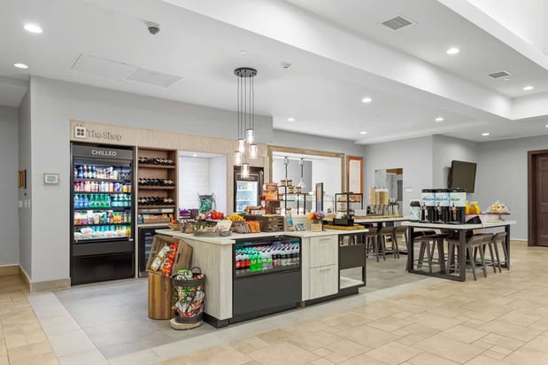 Images Hilton Garden Inn Auburn