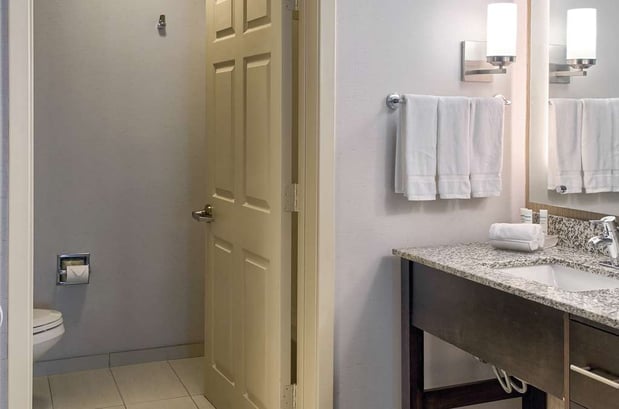 Images Homewood Suites by Hilton Mobile Airport-University Area