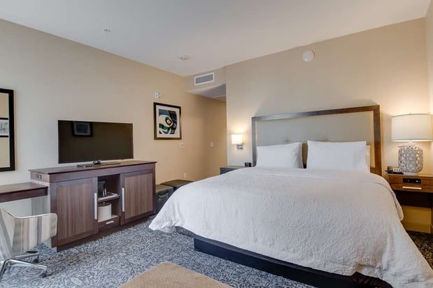 Images Hampton Inn and Suites Los Angeles - Glendale