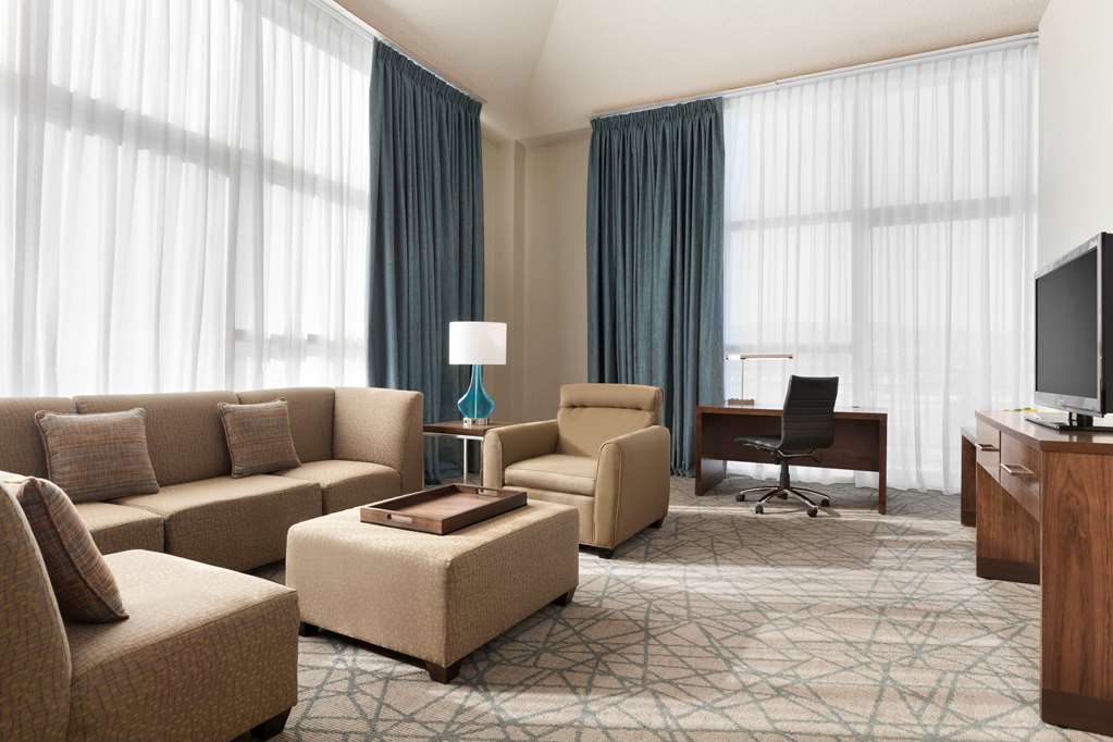 Guest room Embassy Suites by Hilton Brea North Orange County Brea (714)990-6000