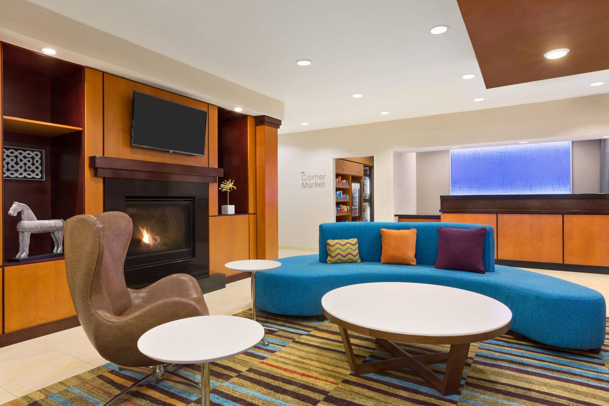 Fairfield Inn & Suites by Marriott Houston North/Cypress Station Photo